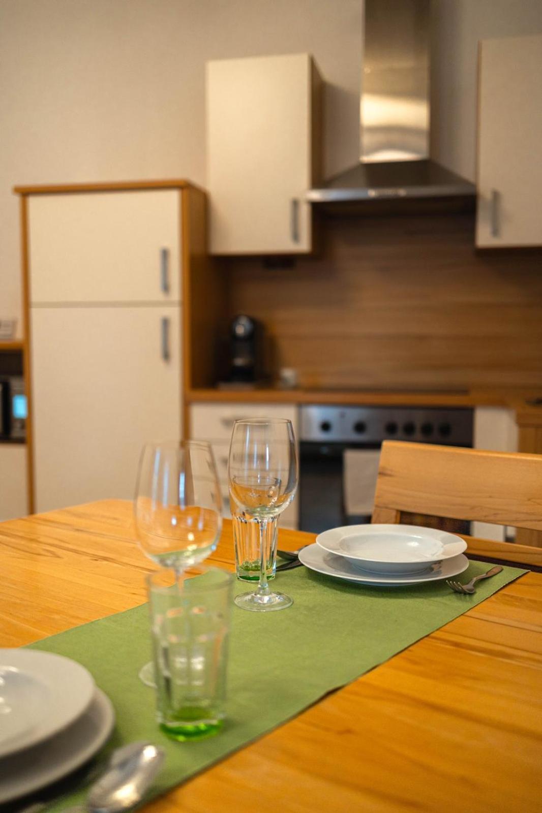 Orchidea Apartman Mosonmagyaróvár Eksteriør billede